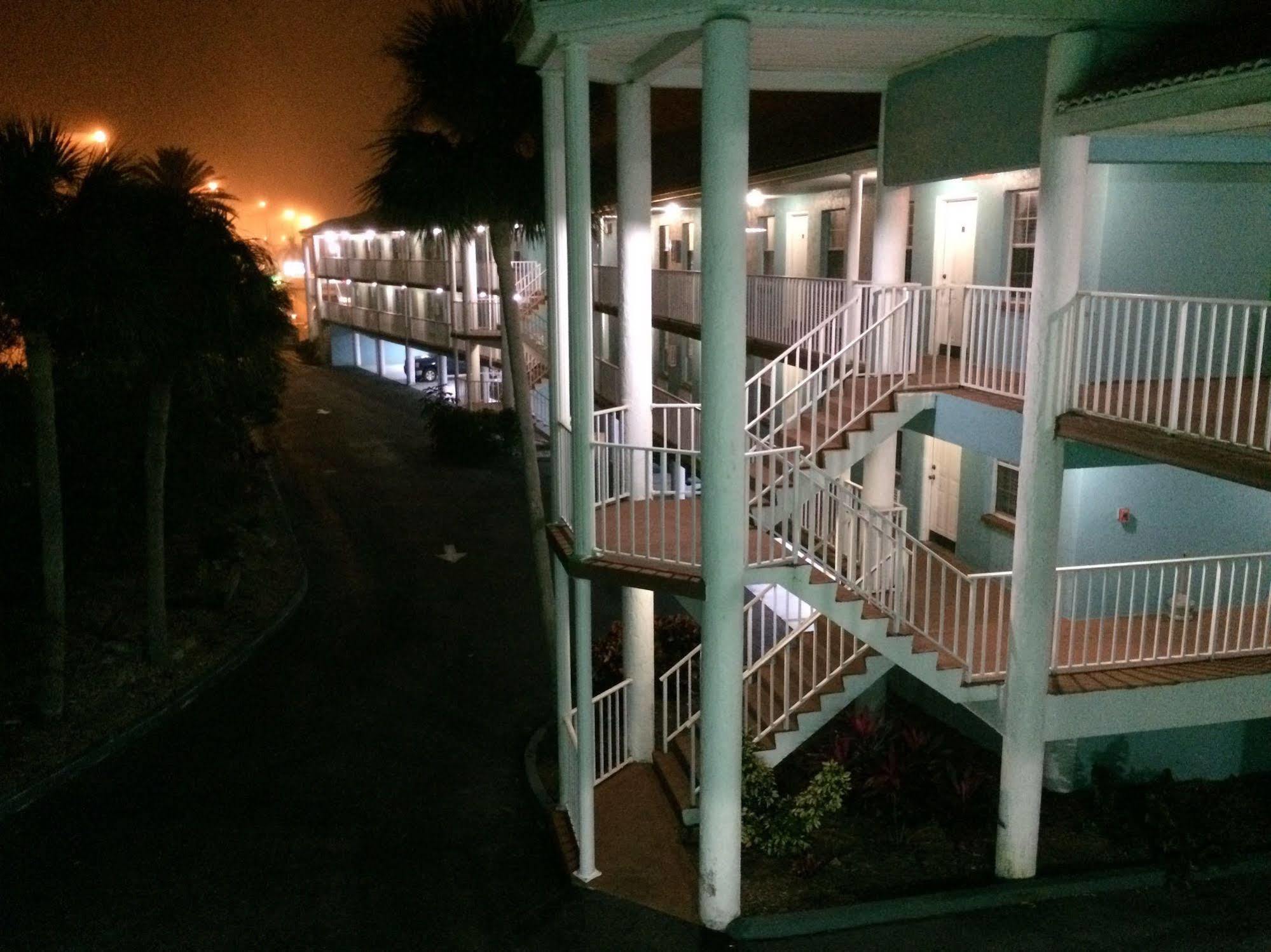 Sun Coast Inn Englewood Exteriör bild