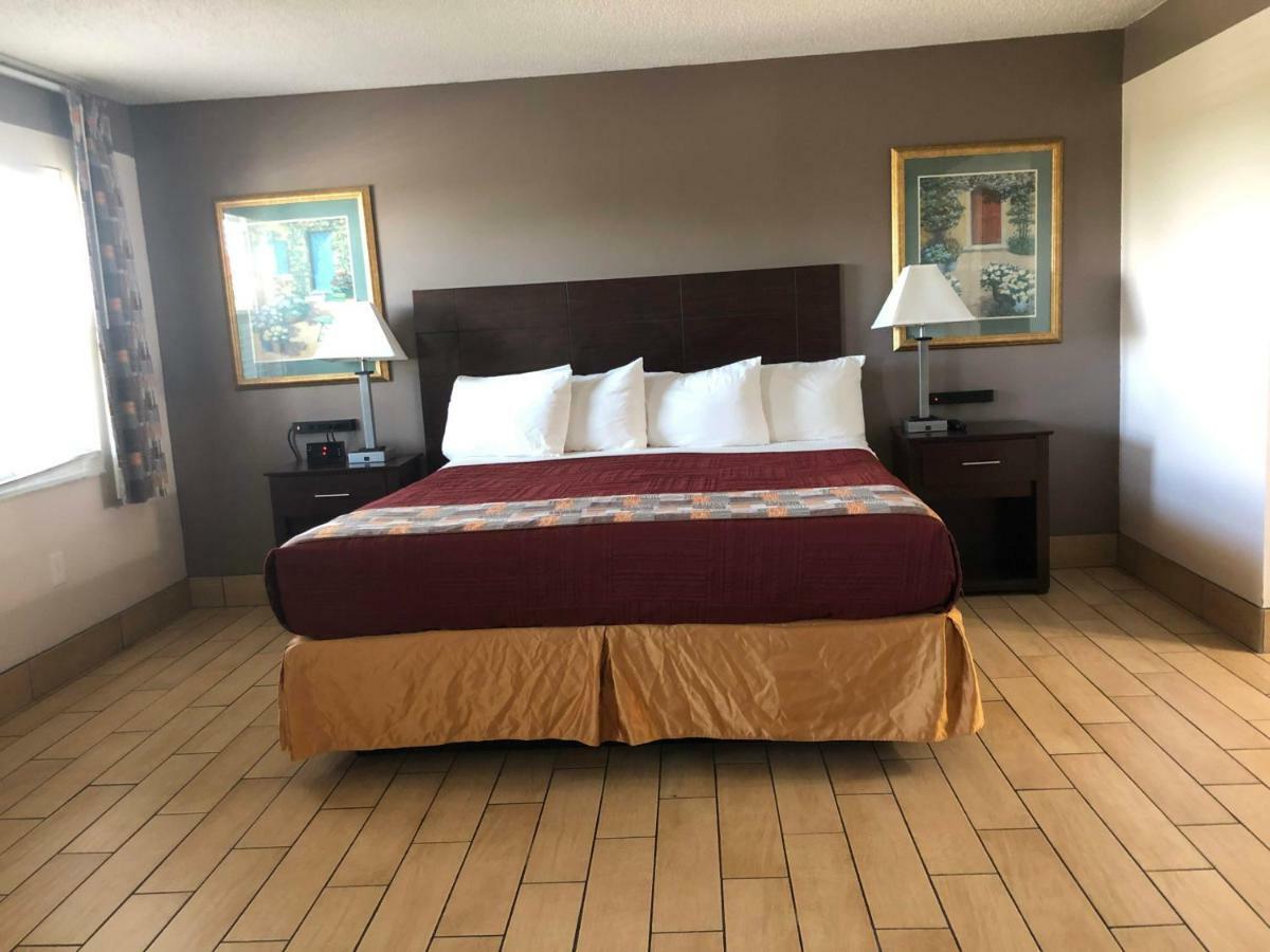 Sun Coast Inn Englewood Rum bild